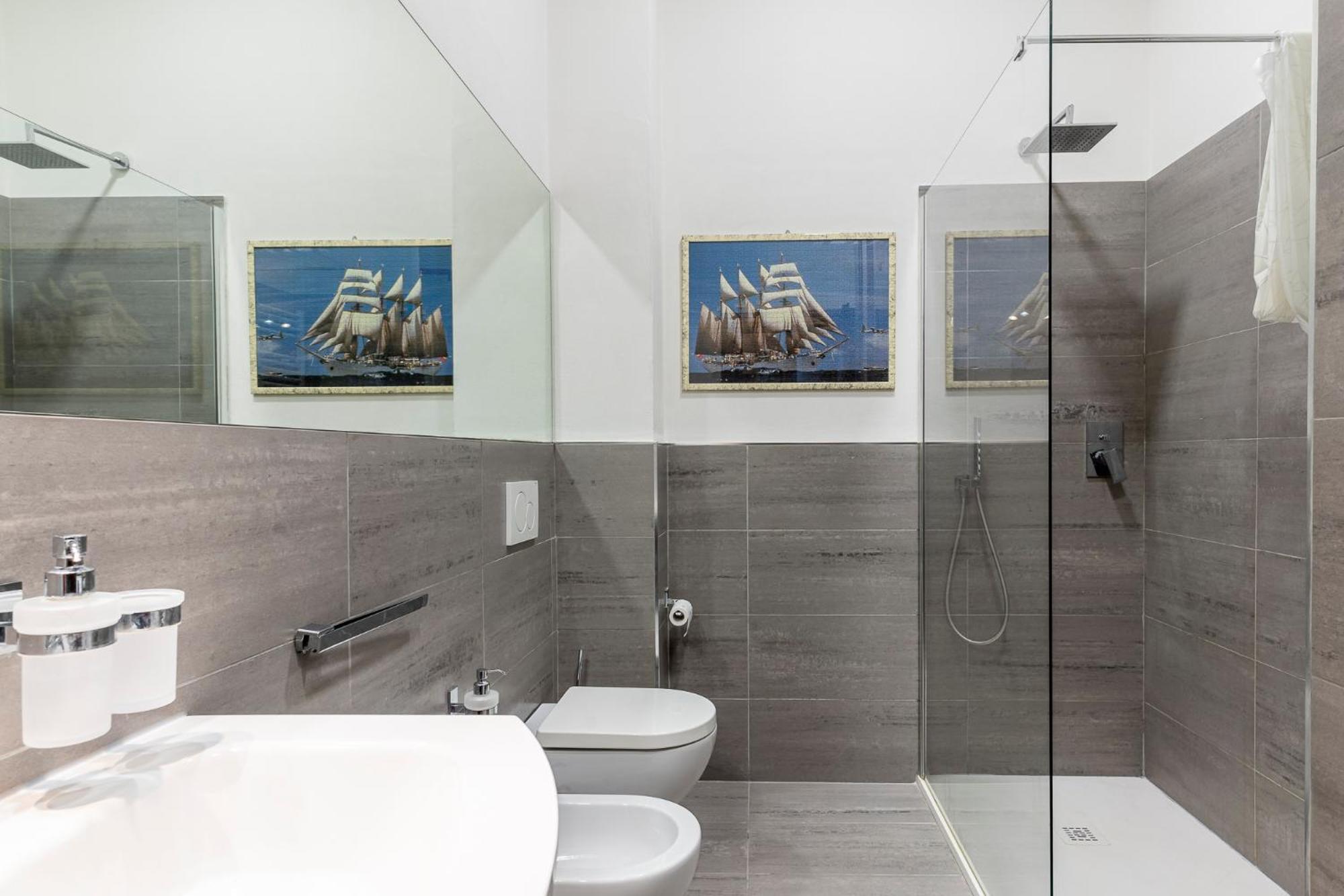 Bagni Pancaldi Sea View Apartment! 리보르노 외부 사진